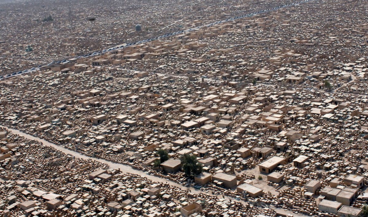Wadi-us-Salaam: The world's largest cemetery